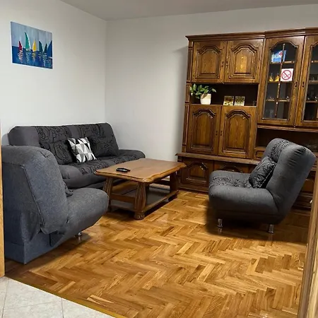 Monteci Apartament *