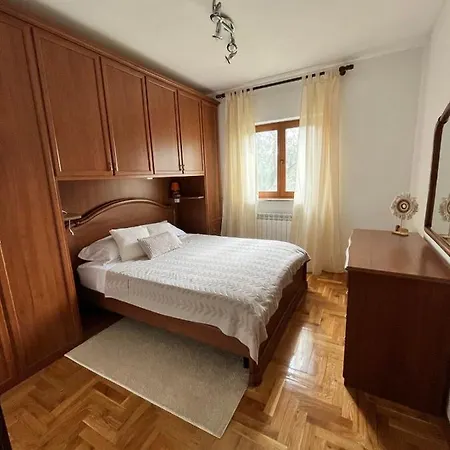 Διαμέρισμα Monteci *